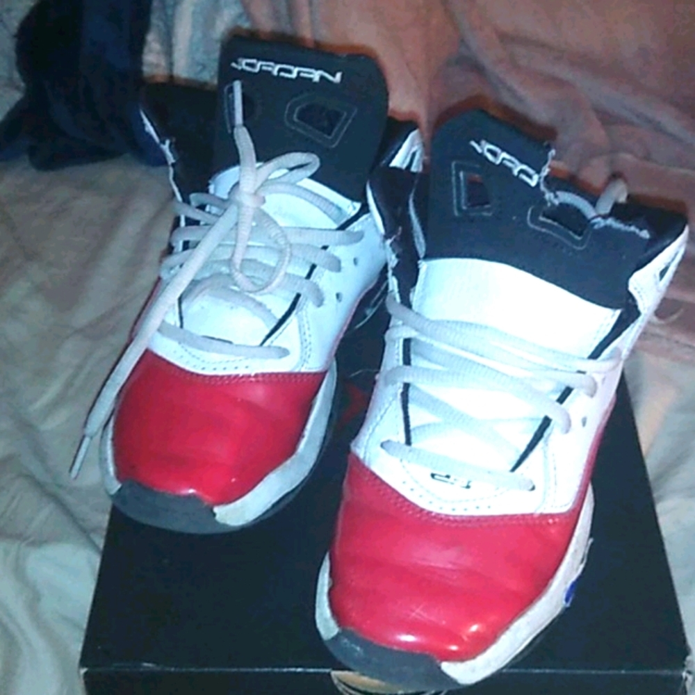 Jordan B Loyals (ps)